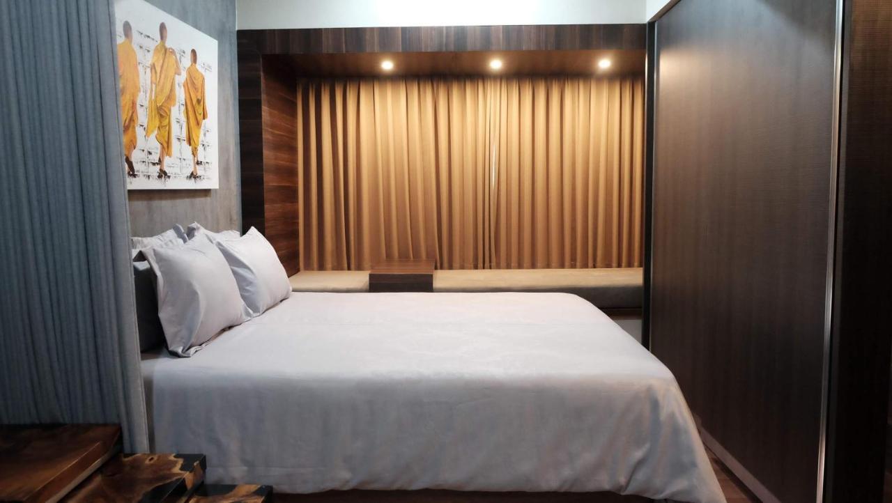 Lavenderbnb Room 2 At Uttara The Icon Apartment Джокякарта Екстериор снимка
